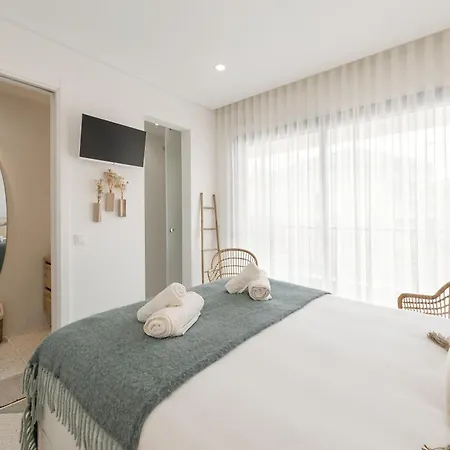 Consolacao Surf & Pool Terrace Apartment Atouguia Da Baleia